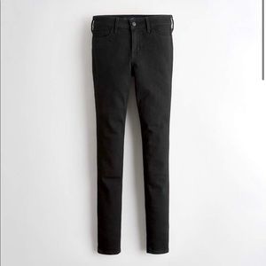 Hollister Low Rise Black Skinny Jeans